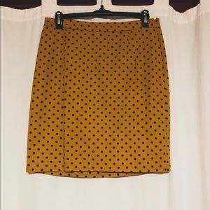 Above the knee skirt